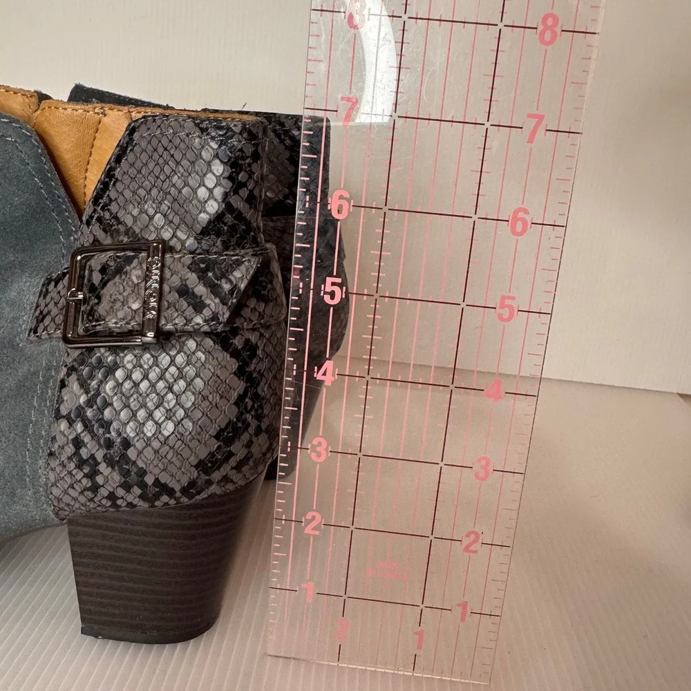 Vionic Naomi Snake Embossed‎ Suede Ankle Boots Block Heel Buckle Women 9 - Picture 9 of 9